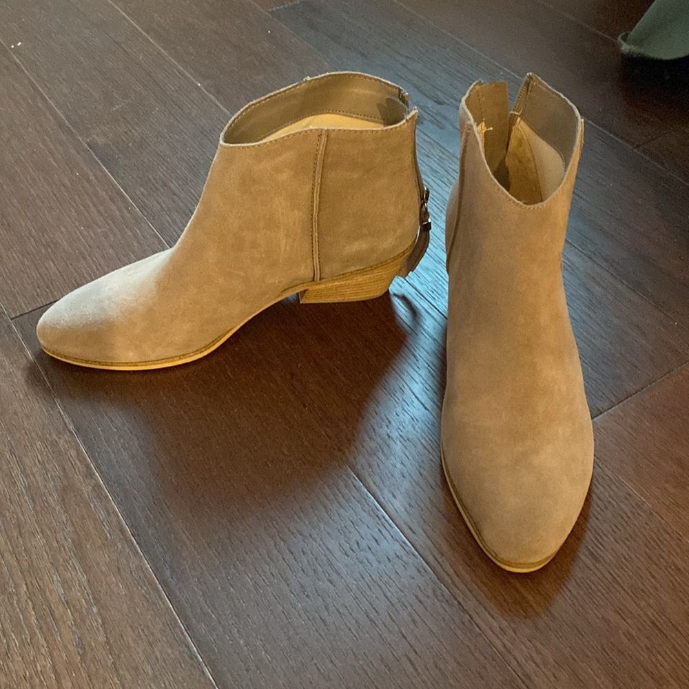 New Tan suede Dr Scholls boots comfy  - 8.5
